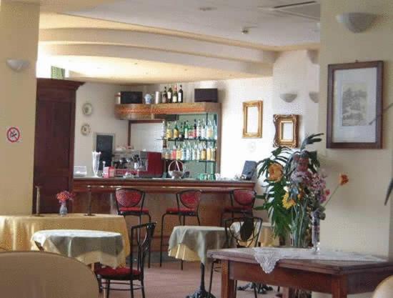 Hotel Tortorina Урбино Экстерьер фото
